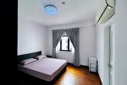 Changi South Avenue 1 (D16), Terrace #553570341